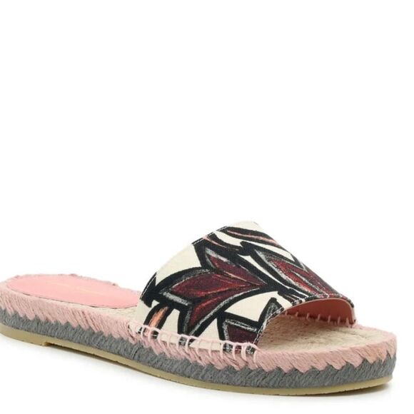 Salvatore Ferragamo pink floral canvas espadrille slides Women\'s Size 10.5
